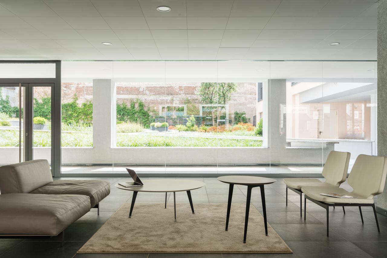 Joivy Sunny 1-Bed Flat With Balcony Lejlighed Milano Eksteriør billede